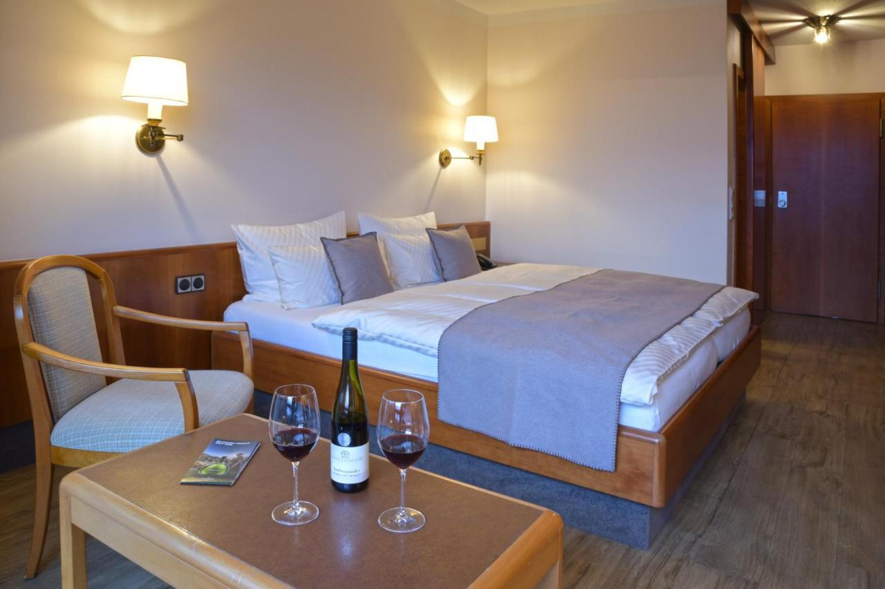Kaefernberg - Weinhotel Alzenau in Unterfranken Exteriör bild